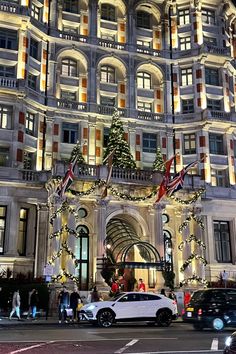 Londres, noël, décoration, illumination London Xmas Aesthetic, Xmas In London, London Cristhmas Aesthetic, London December Aesthetic, Winter London Aesthetic, London Aesthetic Christmas, Christmas London Aesthetic, London Aesthetic Winter, London Winter Aesthetic