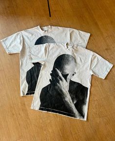 Music. Frank ocean. Graphic tee. Streetwear. Casual outfits. Summer outfit idea Hip Hop Character, Y2k Clothes Men, Ocean Tshirt, American T Shirt, Fancy Fits, Clothes Men, Shirt Y2k