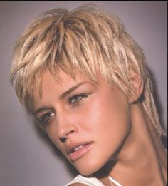 Short Hair Long Fringe, Short Shaggy Bob Hairstyles, Short Layered Curly Hair, Medium Hair Braids, New Short Haircuts, New Short Hairstyles, Short Hair Lengths