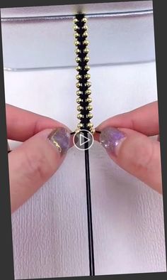 ✓ ✓ Crafts Diytutorial ropetutorial | Pinterest green converse, shoe lace patterns for men, shoe lace patterns for men!! Diy Braces, Easy Bracelets, Diy Bra, Bracelets Easy, Fairy House Diy, Shelves Diy, Bracelets Handmade Diy, Diy Friendship Bracelets Patterns