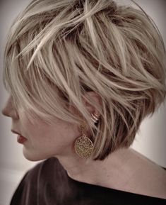 Messy Short Shag Hairstyles, Short Classic Hairstyle Women, Short Shag Hairstyles, Haircuts For Fine Hair