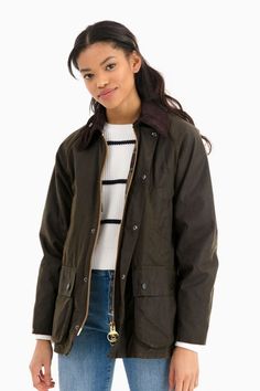 Barbour Jacket Women Outfit, Barbour Jacket Outfit, Barbour Jacket Women, Barbour Wax Jacket, Barbour Style, Barbour Women, Jacket Outfit Women, Wax Jacket, Barbour Jacket