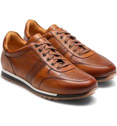 Lapo Elkann, Shoes For Him, Creative Table, Shoes To Buy, Black Leather Sneakers, Mens Footwear, Racing Stripes, Caramel Brown, Sneaker Men