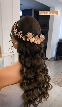 Hair With Pearls, Braided Hairdo, Quinceanera Hairstyles, Really Long Hair, Colored Curly Hair, Pretty Braided Hairstyles, Party Hairstyles