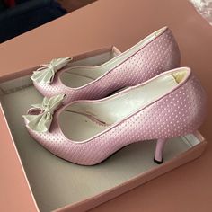 Brand New Never Worn Bought For A Wedding But Never Got A Chance To Wear Elegant Pink Heel’s, Size 7 1/2 Barbie Shoes For Women, White Bow Heels, Pink Bow Heels, Pastel Shoes, Chic Outfits Classy, Fancy Heels, Heels Aesthetic, Bow Heels, Cute Heels