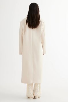 Cream coat Calf length Oversized lapels Front button closure Mid weight Lined Make an entrance in the chic Olsen coat by LIONESS. Featuring peak lapels and a longline design. It's the versatile coat you need this season. Throw it on for your nine to five or over your fave lbd for a night out with the girls. Team it with kitten heels and a baguette bag for a sophisticated look we are loving. MODEL INFO Model is wearing size S CARE Hand Wash Cold. Do Not Iron. MATERIAL POLYESTER Nine To Five, Cream Coat, Yellow Bridesmaid Dresses, Purple Bridesmaids, Yellow Bridesmaids, Red Bridesmaids, 5th Avenue, Lace Bodycon Dress, Baguette Bag