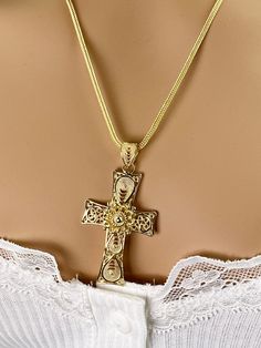 14K Solid Gold Lacey Cross Pendant Gold Gift, Religious Gift, Religious Jewelry, Designer Gold Cross, Gifts for her, Self Gift, Gift Boxed:  Designer Hand Made Gold Cross,  Artisan Crafted, Gift Boxed. This cross is approximately 2.25 Inches long and 1.25 Inches wide. It is approximately 7.2 Gram 14K Solid Gold (Not gold plated, and not gold filled, actual 14K Gold).  We are giving a choice to buy it with the Gold Plated SILVER chain, or as ONLY 14KGold Pendant. This pendant's bail is 8 mm long Self Gift, Pendant Bails, Gold Cross Pendant, Gold Gift, Jewelry Lookbook, Cross Jewelry, Pendant Gold, Gold Cross, Religious Jewelry