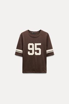 VARSITY T-SHIRT Zara Clothing, Blusas T Shirts, Waistcoat Dress, Zara T Shirt, Cargo Shirts, Cutout Bodysuit, Trench Jacket, Cardigan Sweater Dress, Cardigan Sweater Jacket