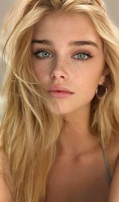 Eve Helling [irtr] : BeautifulFemales Blonde Hair And Blue Eyes, Blonde With Blue Eyes, Most Beautiful Eyes, Model Face, Blonde Women, Pretty Eyes, Blonde Beauty, 가을 패션, Beauty Face