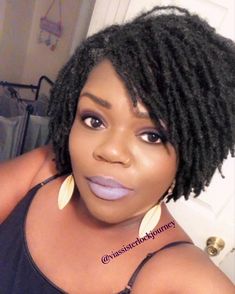 Bob Dreads, Loc Bobs, Layered Sisterlocks, Yarn Braids Styles, Finger Coils Natural Hair, Medium Size Sisterlocks