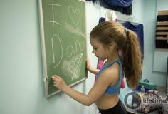 Mackenzie Ziegler..... Precious Dance Moms Brynn, Dance Moms Minis, Abby Lee Dance Company, Dance Moms Mackenzie, Dance Moms Group Dances, Dance Moms Memes, Dance Moms Pictures, Dance Moms Funny