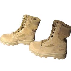 New With Tags, Bates Seebee 8" Hot Weather Steel Toe Safety Boot. Oil Resisting, Durashocks With Vibram. Women's Size 4.5. See Photos For Further Details. Cross Posted Safety Boots, Source Unknown, Safety Shoes, Moto Boots, Hot Weather, Womens Boots, Shoe Boots, Size 4, Womens Sizes