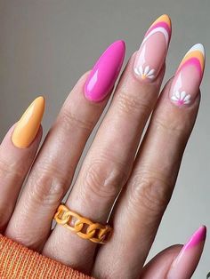 April Nails, Pastel Nails Designs, Floral Nail Designs, Nagel Tips, Her Nails, Fake Nails With Glue, Spring Nail Art, Simple Nail