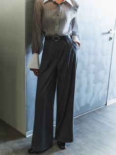 Loose trousers , high waisted pants,flamboyant Natural.
Link in the pin. Free Spirit Chic, Diva Chic, Trousers High Waisted, Flamboyant Natural, Soft Dramatic, Loose Trousers, Online Fashion Store, Wide Belt, Online Fashion Stores