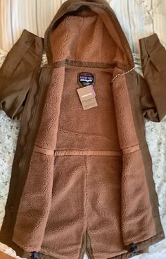 Brown Women, Brands Outlet, The Light, Patagonia, Vest Jacket, Parka, Women Accessories, Things To Sell, My Style