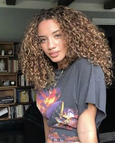 30 AFFORDABLE YESSTYLE CLOTHING PICKS [SEPTEMBER 2020] Curly Hair Advice, 3b Hair, Outfit Ideas September, Blonde Curly Hair