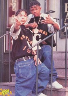 Kriss Kross Outfits, 90s Hiphop Outfit Old School, Hip Hop Style 90s Old School, Old 90s Fashion, Anni 90 Aesthetic, 2000s Hiphop Aesthetic, 90s Fashion Outfits 1990s Style Hip Hop, 90s Street Style Hip Hop Old School, 90s Rappers Outfit