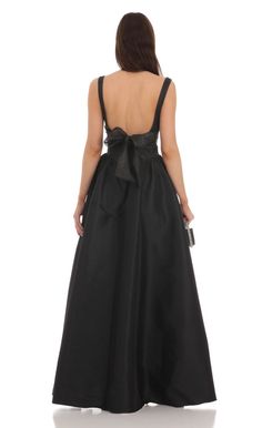 Back Bow Gown in Black | LUCY IN THE SKY Long Winter Dresses, Bow Gown, Black Tie Wedding Guest Dress, Formal Ideas, Lucy In The Sky, Winter Dress Outfits, Black Dress Formal, Prom Dress Inspiration, Pretty Prom Dresses