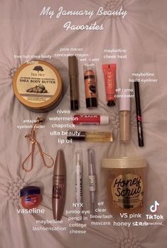 Conquete Aesthetic Outfits, Eye Makeup Designs, Favorite Makeup, Inside Bag, Makeup Makeover, Eye Makeup Art