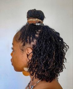 Micro Locs Styles, Small Locs, Black Hair Tips, Hair Expo, Locs Styles, Mom Hair, Loc Inspiration, Micro Locs