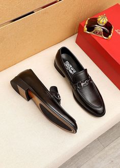 Formal Shoes For Men Classy, Shoes For Man, Alligator Shoes, Mens Boots Fashion, Moccasins Shoes