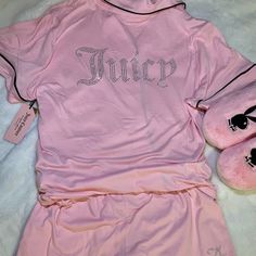 Brand New With Tags Size Extra Large Two Piece Pj Set #Juicycouture #Y2k #Velour #Rhinestone #2000s Pajama Short Set, Pajama Short, Pink Rhinestones, Black Rhinestone, Short Pajama Set, Short Set, Pajama Shorts, Pj Sets, Shorts Set