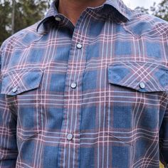 Timeless style meets comfortable fabrics in the Western Aloha Palaka Nui Long-Sleeve Snap Shirt. This western-inspired button-up relies on a polyester and cotton blend to keep us covered and comfortable from trailheads to beer halls. Outdoor Relaxed Fit Shirt With Buttons, Fitted Long Sleeve Casual Flannel Shirt, Outdoor Cotton Shirt With Buttons, Cotton Shirt With Buttons For Outdoor, Outdoor Long Sleeve Shirt With Snap Buttons, Collared Shirt With Snap Buttons For Outdoor, Snap Button Long Sleeve Outdoor Shirt, Casual Long Sleeve Shirt With Functional Buttons, Long Sleeve Tops With Snap Buttons For Outdoor