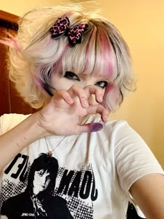 Pink Hair Dye Styles, Pink White And Black Hair, Cute Hairstyles Dyed Hair, Cool Short Hair Color Ideas, Blond Scene Hair, Creative Blonde Hair Ideas, Blonde Hair Pink Balayage, Hair Dye Ideas 4c Hair, Dyed Tips Blonde Hair