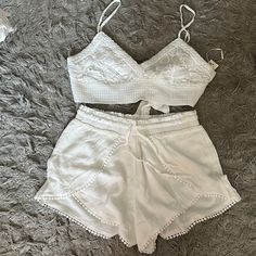 Nwt Adjustable Straps Medium Bottoms Large Top Wardrobe List, Cute Dress Outfits, White Set, Dream Wardrobe, Cream White, Aeropostale, Shopping List, Cute Dresses, Adjustable Straps