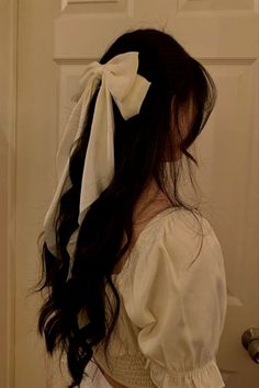 Innocent Hairstyles, Hairstyles For Birthday Girl, My Hair, Coquette Hair Styles, Cute Long Hair Hairstyles, Princess Hairstyles Aesthetic, Pretty Hair, Long Hair Princess Aesthetic, Big Bow In Hair Aesthetic