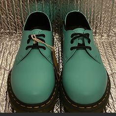 Rare Color. Brand New. Never Worn Dr.Martens 1461 Oxford Shoes. Peppermint Green Smooth Leather Womens Size 7. 100% Authentic #Docmartens #Drmartens Rare Color Green Casual Oxfords With Round Toe, Casual Green Oxfords With Round Toe, Casual Green Oxfords With Leather Sole, Spring Green Sneakers With Leather Sole, Green Leather Shoes For Derby With Round Toe, Green Round Toe Leather Shoes For Derby, Green Leather Round Toe Shoes For Derby, Casual Green Oxfords With Rubber Sole, Green Casual Oxfords With Rubber Sole