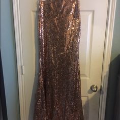 Beautiful Sequin Skirt, Never Been Worn, New With Tags. I'm 5'5" And It Touches The Ground. Love This Skirt And Paid A Lot For It Taking Reasonable Offers. Rose Gold Sequin Skirt, Clad And Cloth, Gold Sequin Skirt, Rose Gold Sequin, Gold Sequin, Sequin Skirt, Sequin, Womens Skirt, Take That