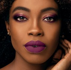 Makeup For A Magenta Dress, Makeup For A Plum Dress, Berry Lip Makeup Look Natural, Plum Lipstick Makeup Look, Purple Lipstick Black Women, Berry Lip Makeup Look, Purple Lipstick Looks, Plum Lipstick Makeup, Plum Color Lipstick