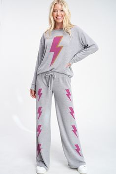 Pink Lightning, Lounge Wear Set, Pajama Lounge, Cozy Lounge, Lounge Set, Lounge Sets, Lounge Pants, Fitness Inspo, Heather Gray