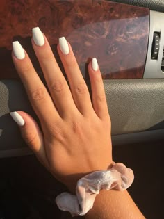 Nail Art Blanc, White Coffin Nails, Blue Acrylic Nails, Short Coffin Nails, White Acrylic Nails, Her Nails, White Nail, Acrylic Nails Coffin Short