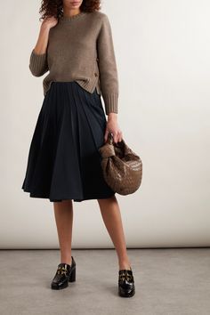 Bottega Veneta's skirt is extravagantly pleated with folds upon folds of fabric, so it looks dynamic when you move. It's cut from matte grain de poudre wool and hits at the knee. Wool Skirt Outfit, Pleated A Line Skirt, Midi Wrap Skirt, Latest Skirts, Leather Midi Skirt, Navy Skirt, Exclusive Dress, Matthew Williamson, Wool Skirt