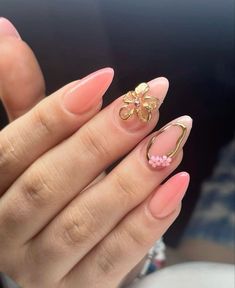 Moana Theme Nails, Princess Peach Nails, Candy Crush Nails, Acrylic Nail Art Ideas, Easy Diy Nail Art, Stiletto Nails Short, Nail Art Products, Elegant Nail Art