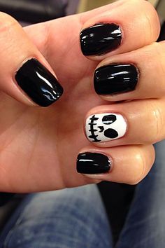 Black And White Nails Halloween, Black And White Halloween Nails, Olivia Nails, White Halloween Nails, Acrylic Halloween Nails, Cotton Candy Nails, Nail Art Halloween