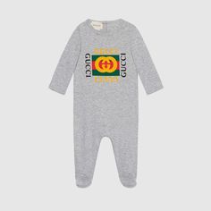 Logo Clothes, Gucci Baby, Gucci Logo, Girl Onesies, Clothing Logo, Baby Outfits Newborn, Fashion Logo