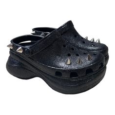 Excellent Condition Only Tried On No Original Box Shoes Crocs, Crocs Black, Platform Clogs, Women's Crocs, Crocs Shoes, Mule Clogs, Mules Shoes, Clogs, Original Box