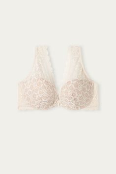 Elena balconette bra with underwire and semi-padded cups that provide soft support and a natural effect. The cups are lined inside with cotton. For bras from size 38B (34D, 38B, except for 36C), the interior cup lifts to hug the breast and, in the same sizes, a lace underband has been inserted which provides better support. Also, the underband is higher to embrace and better adhere to the body. The straps are adjustable in back. Made in soft and comfortable stretch lace that features a geometric Full Coverage Cream Bra With Removable Pads, Cream Full Coverage Bra With Removable Pads, Cream Push-up Bra With Built-in Support, Elegant Padded Beige Bra, Classic Full Cup Beige Bra, Beige Full Cup Padded Bra, Beige Full Cup Bra With Removable Cups, Classic Beige Full Cup Bra, Beige Push-up Bra