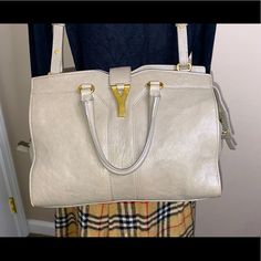 This Bag Is Preloved And In Good Condition. This Ysl Bag Is Authentic And Only Shows Minimal Signs Of Use. Great For Everyday Use. Very Sophisticated! Ysl Cabas Bag, Saint Laurent Bags, Yves Saint Laurent Bags, Small Bags, Ysl Bag, Yves Saint Laurent, Saint Laurent, Crossbody Bag, Bag Lady