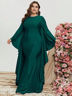 Product Code: FSWD1030P Embellishment: Knit Fabric: 95% Polyester,5%Spandex Back Style: Zipper Up Fully Lined: No Built-in Bra: No Available Color: Hunter Green Stretch: Moderate Fits true to size Imported Model Information: Height: 5' 3" Bust: 41'' Waist: 30.5“ Hips: 53” wearing US size 1X Emerald Green Prom Dress Long, Long Sleeve Maxi Dresses, Plus Size Maternity Dresses, Maternity Evening Dress, Maternity Bridesmaid Dresses, Emerald Green Dresses, Evening Dresses With Sleeves, Lace Bridesmaid Dresses, Black Evening Dresses