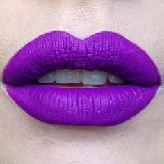 Pretty Zombie, Purple Lips, Ombre Lips, Purple Lipstick, Favorite Makeup, Makeup Product, Vegan Makeup, Purple Love, Day Makeup