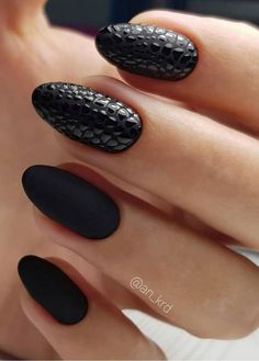 Black Textured Nails, Oval Shaped Nails, Evil Eye Nails, Matte Black Nails, Goth Nails, Black Nail Designs, Oval Nails, Nails Desing, Matte Nails