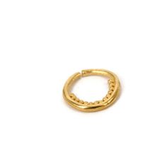 A gorgeous small nose ring in dainty ethnic style, with tiny dots. For a pierced nose! It can be worn as tragus earrings or small hoop earrings as well. Description ♦ Material: Sterling silver / gold plated silver - choose during checkout ♦ Inner diameter - 8mm (0.31'') ♦ 20 Gauge - 0.8mm ♦ This listing is for a SINGLE nose ring. ♦ Nickel Free! ♦ SHIPPING TO THE U.S WITHIN 5 BUSINESS DAYS! ♦ Need a different gauge? I can create a custom order for you. It will take me 5-6 weeks to create it and c Small Nose Piercing, Nose Ring Small, Dainty Nose Ring, Nose Ring Indian, Nostril Jewelry, Pierced Nose, Ring Indian, Small Nose, Indian Nose Ring