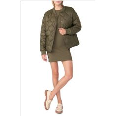 A Boxy, Swingy Silhouette Refreshes The Classic Style Of A Lightweight, Quilted Bomber Jacket That's Easy To Layer Over Other Pieces. Army Print, Womens Quilted Jacket, Retro Jacket, Black Puffer Jacket, Black Puffer, Quilted Jacket, Bomber Jacket, Jackets For Women