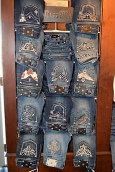 miss me jeans!!!!! <3 just added a new pair to my wardrobe! Miss Mes, Looks Country, Country Girl Style, Love Jeans, The Jeans, Cowgirl Style