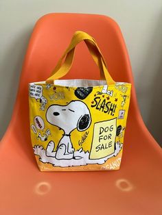 Snoopy Products, Snoopy Purse, Snoopy Bag, Tot Bag, Snoopy Quotes, Snoopy Love, Charlie Brown And Snoopy, Painted Clothes, Pretty Bags