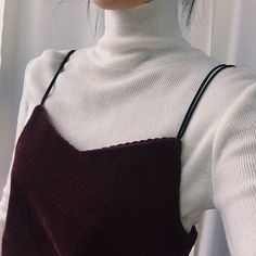 Turtleneck Layering Outfit, Turtleneck Layering, Look Grunge, Goth Outfit, Velvet Slip Dress, Clothes Korean Style, Ribbed Turtleneck Sweater, Looks Street Style, Korean Fashion Trends